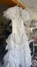 Load image into Gallery viewer, STON100-A Vintage Ballgown. Size 2/4