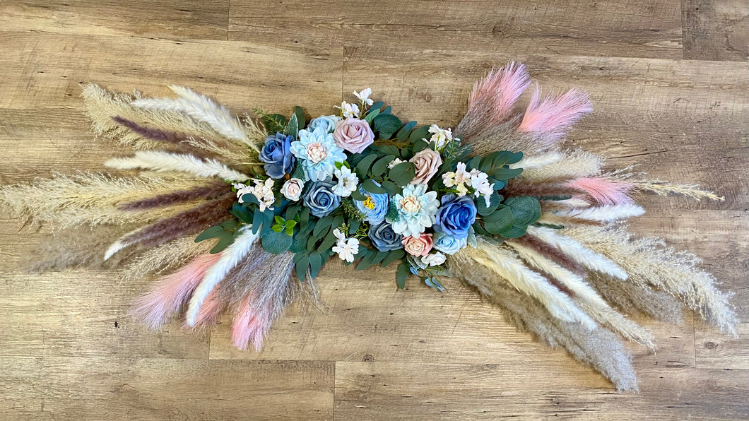 LIVI100-C Blue & Pink, Pampas Grass Swag