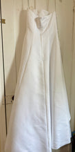 Load image into Gallery viewer, GASTON-B Strapless, White Satin Gown. Size 10