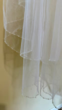 Load image into Gallery viewer, SZEK-H 2-Tier, White Veil with Beaded Trim