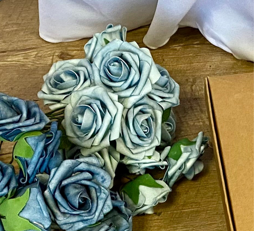 HIPP100-E 16 Dusty Blue Foam Flowers