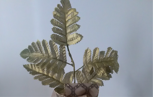 LYNC200-AQ 12 Gold Painted Ferns