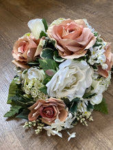 Load image into Gallery viewer, LYNC100-C Dusty Rose Arm Bouquet
