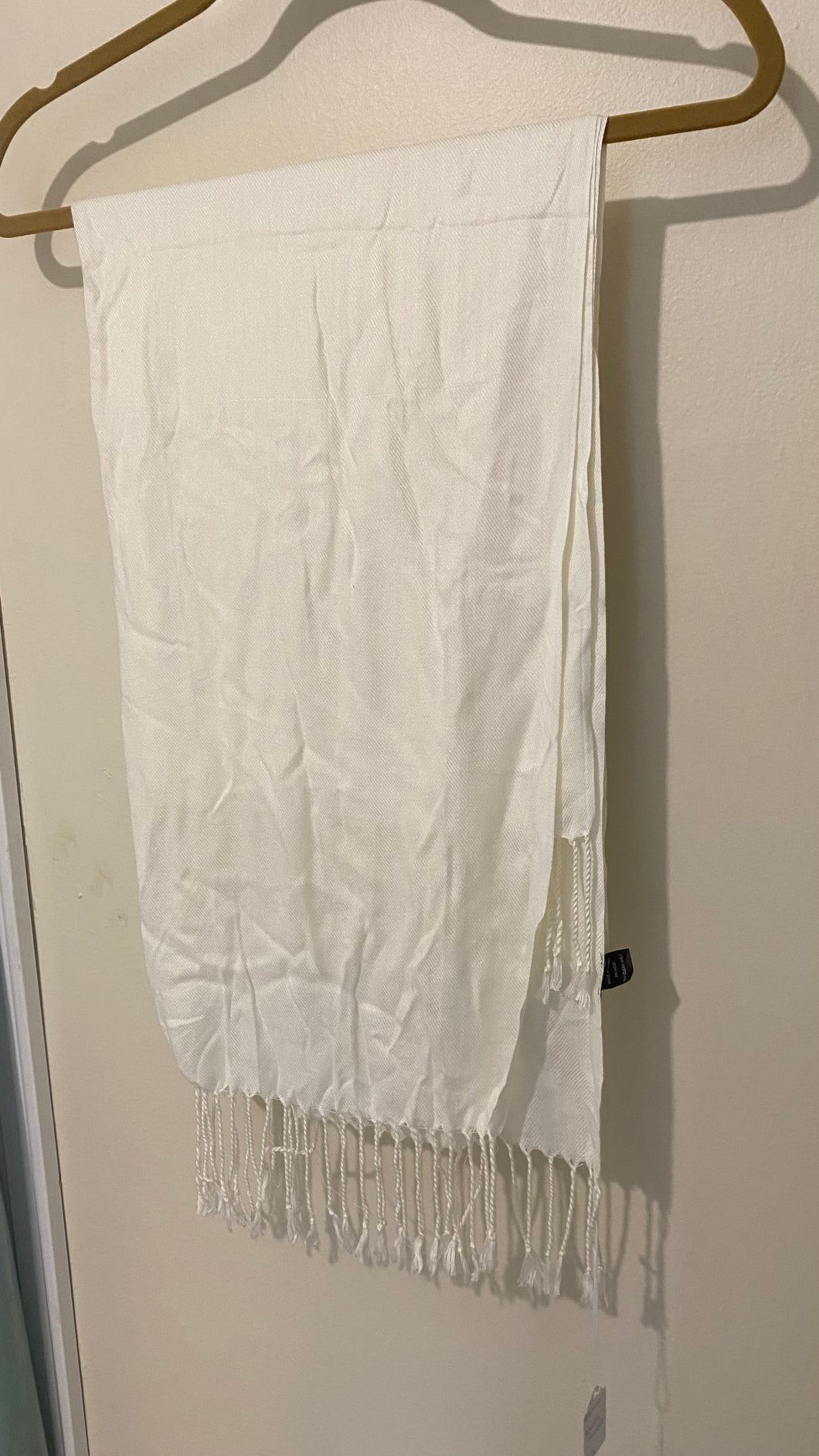 BEEN100-L Ivory Shawl Scarf