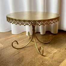 Load image into Gallery viewer, LYNN100-O 14” Gold Cake Stand