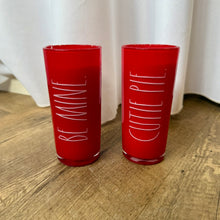 Load image into Gallery viewer, LUND100-G Decorative Valentine’s Day Candles