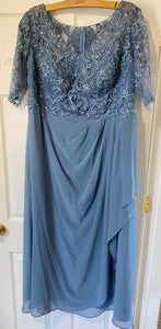 LOOK100- Slate Blue Gown. Size 18W