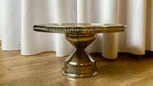 Load image into Gallery viewer, REES100-M Silver Dessert/Cake/Pizza Pedestal Stand