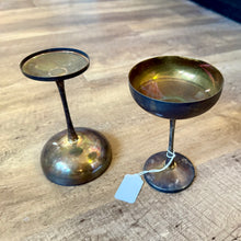 Load image into Gallery viewer, SMEG100-AN Set of 2 Vintage Goblets