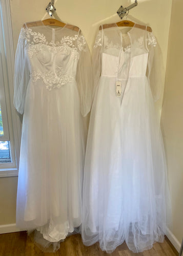SPAI100-A Long Sleeve Wedding Gown. Size 6/8 NWT