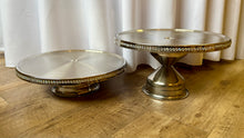 Load image into Gallery viewer, REES100-M Silver Dessert/Cake/Pizza Pedestal Stand