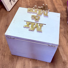 Load image into Gallery viewer, FLIC100-C Large, White Wood Card Box