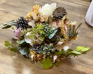 DAWS100-A Mixed Neutral Flower Bouquet