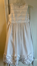 Load image into Gallery viewer, GASTON-A White Flower Girl Dress. Size 8
