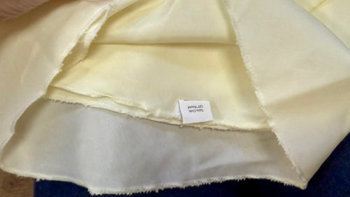 REES100-BF 120” Ivory Round Tablecloth