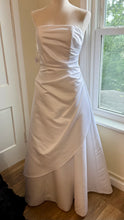 Load image into Gallery viewer, GASTON-B Strapless, White Satin Gown. Size 10