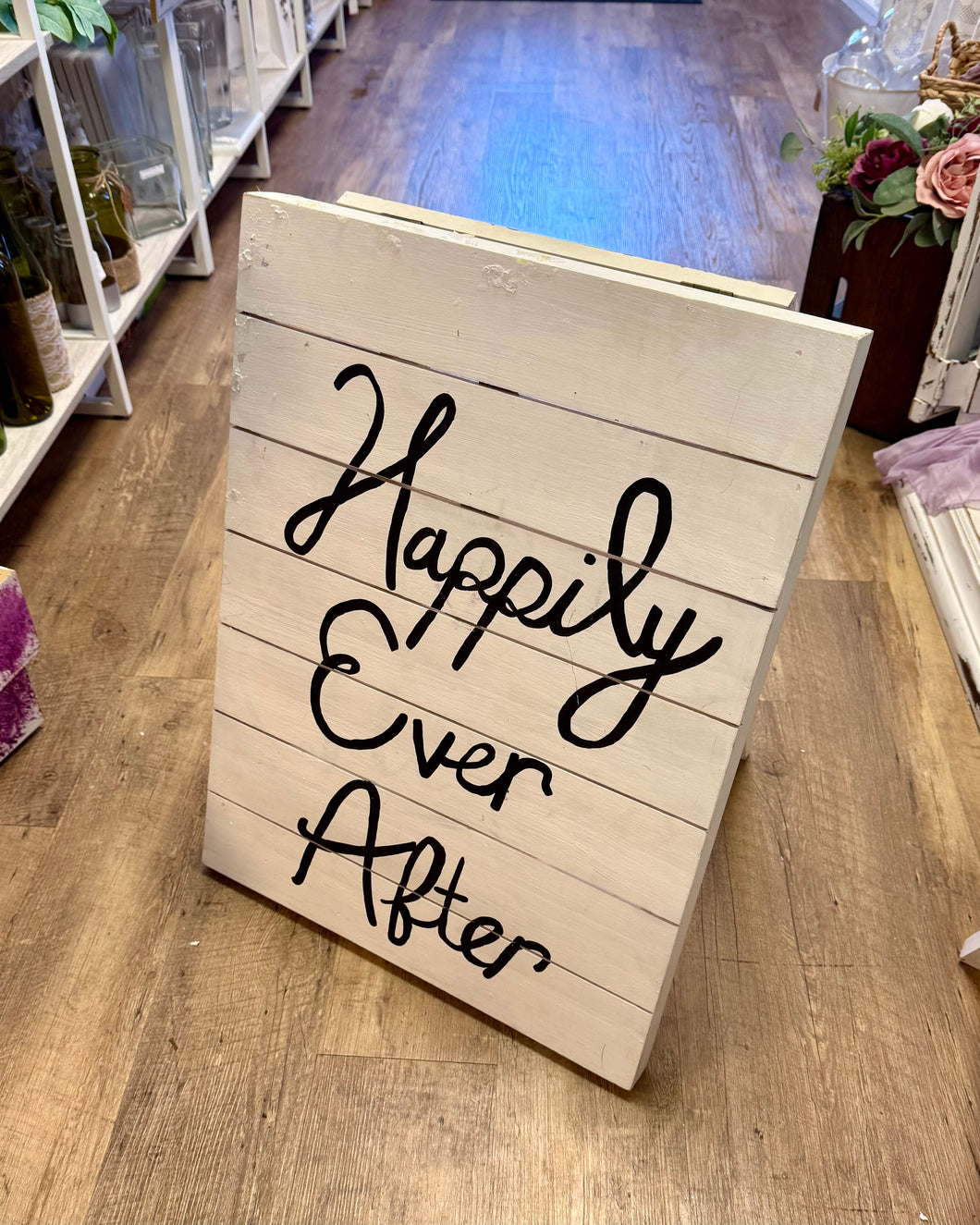 FLIC100-E “Happily Ever After” White, Easel Sign