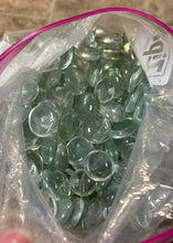Load image into Gallery viewer, WILSON-K Clear Vase Filler
