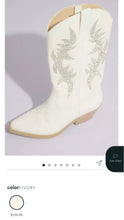 Load image into Gallery viewer, LEGO200-F White Western Boots. NWT Size 7.5