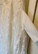 Load image into Gallery viewer, GASTON-D A-Line Sequins, Ivory Gown. Size 12