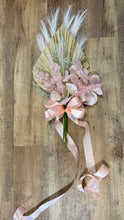 Load image into Gallery viewer, SLONAC-A Palm Leaf &amp; Pampas Chair Hangers