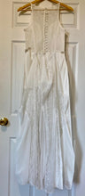 Load image into Gallery viewer, GATE200-B High Neck White Lace Gown. Size 6P