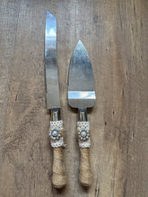 Load image into Gallery viewer, CLOUSER-R Burlap Cake Cutting Set