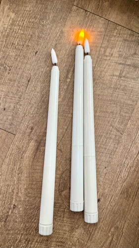 REES100-AC Battery Operated Tapered Candle