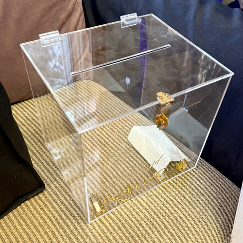 REES100-AP Clear Card Box