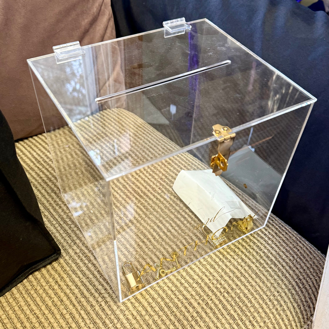 REES100-AP Clear Card Box