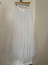 Load image into Gallery viewer, SLONAC-I Detached, Tulle Over-Skirt. Size OS