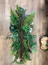 Load image into Gallery viewer, WILSON-E Navy Blue &amp; White Floral Arch Swag