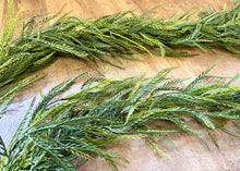 Load image into Gallery viewer, SZEK-K 55” Cascading, Greenery Strands