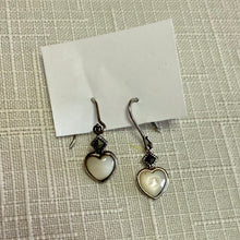 Load image into Gallery viewer, LUND100-H Assorted Earrings