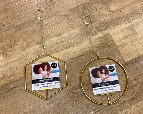 AGAG100-W 4x4” Gold Hanging Photo Frame