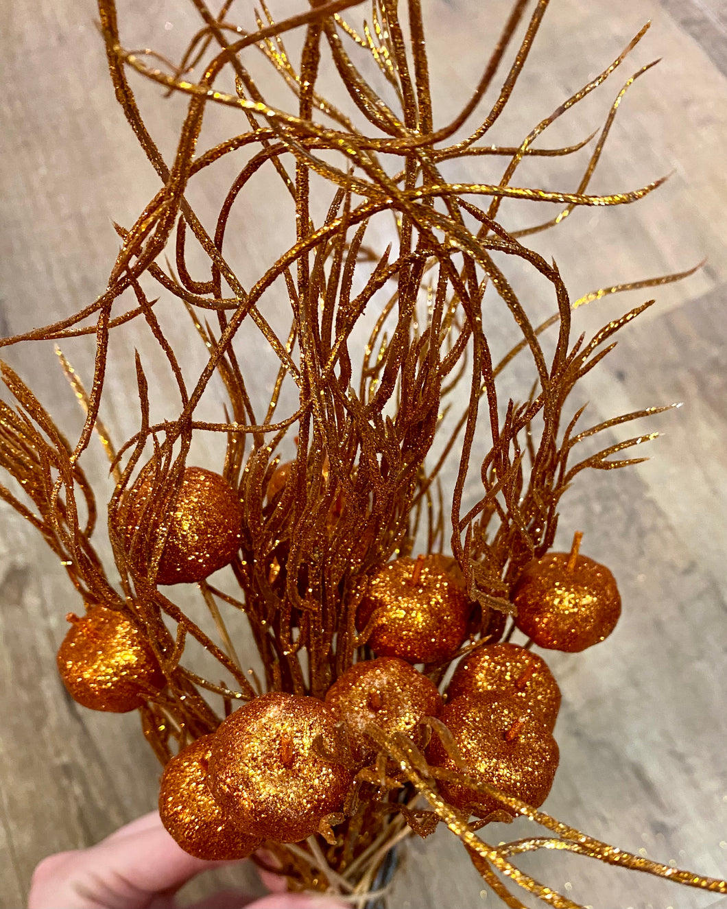 DIEH200-D Orange Glittery Pumpkins & Ting