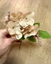 Load image into Gallery viewer, AGER100-L 15 Beige Pink, Mini Daisies