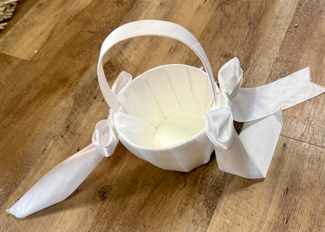 REES100-BX Satin Flower Girl Basket