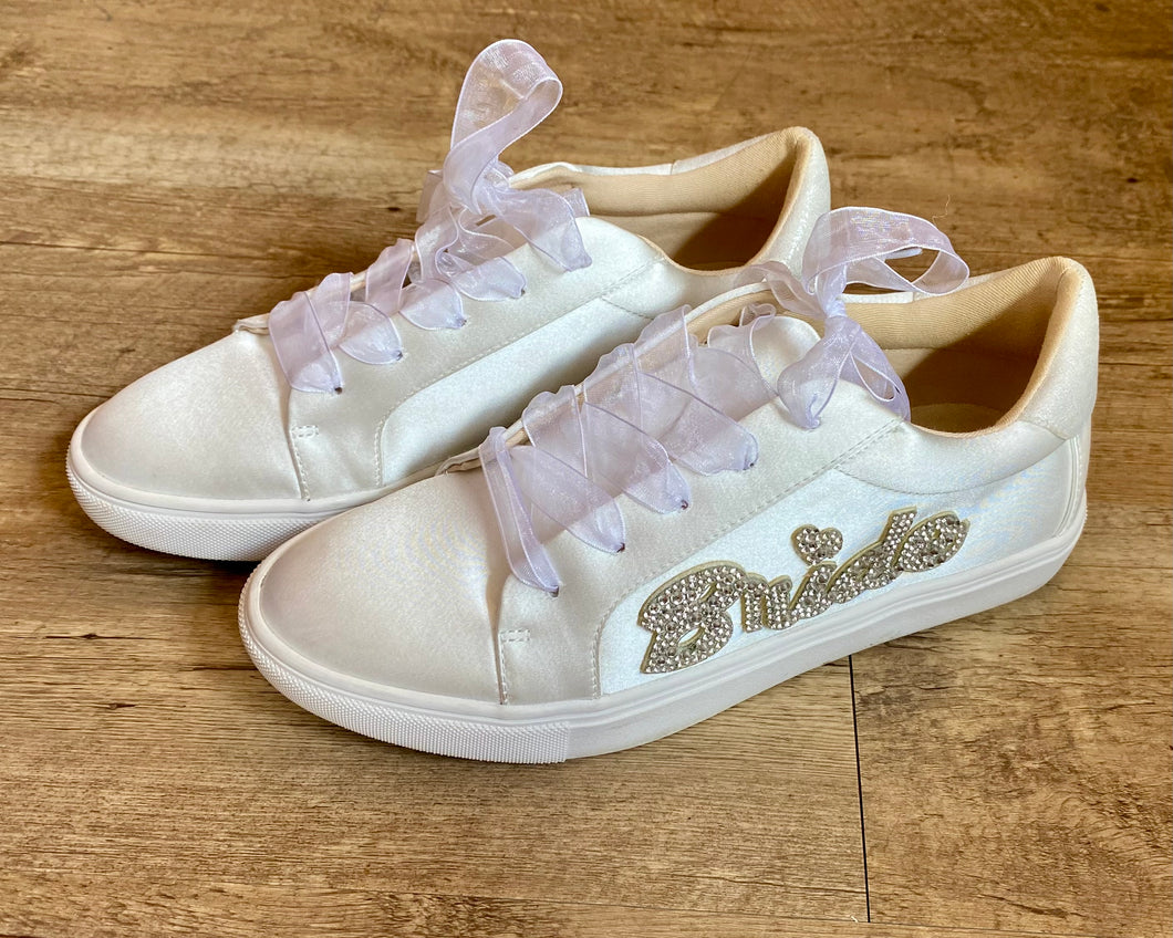PROS100-D “Bride” Sneakers. Size 6