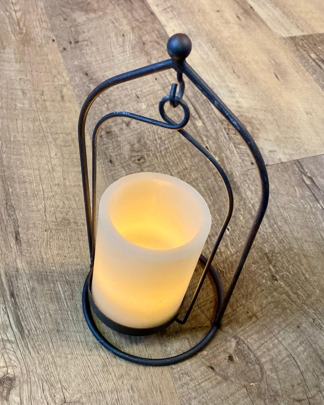 SHIM100-M Black Swing Lantern w Candle