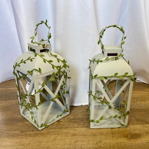 SHIM100-K Grey Lanterns w Ivy Ribbon
