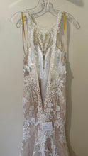 Load image into Gallery viewer, BUCC100- Sequins Ivory/Nude Fit &amp; Flare. Size 4 NWT