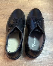 Load image into Gallery viewer, LYNN100-U Black Dress Shoes. MEN/Youth 8.5D