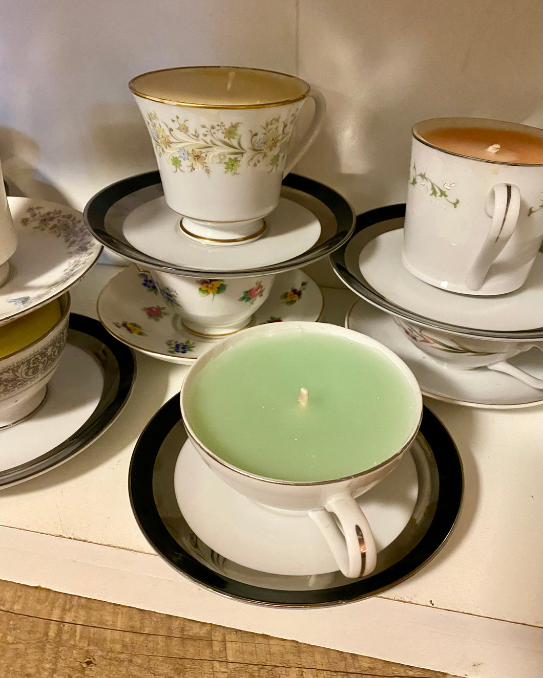 LYNC400-AM Assorted Tea Cup Candles