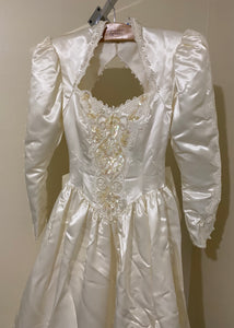 BELS100-A 1990 Ivory Satin, Long-Sleeve Gown. Size 4/6