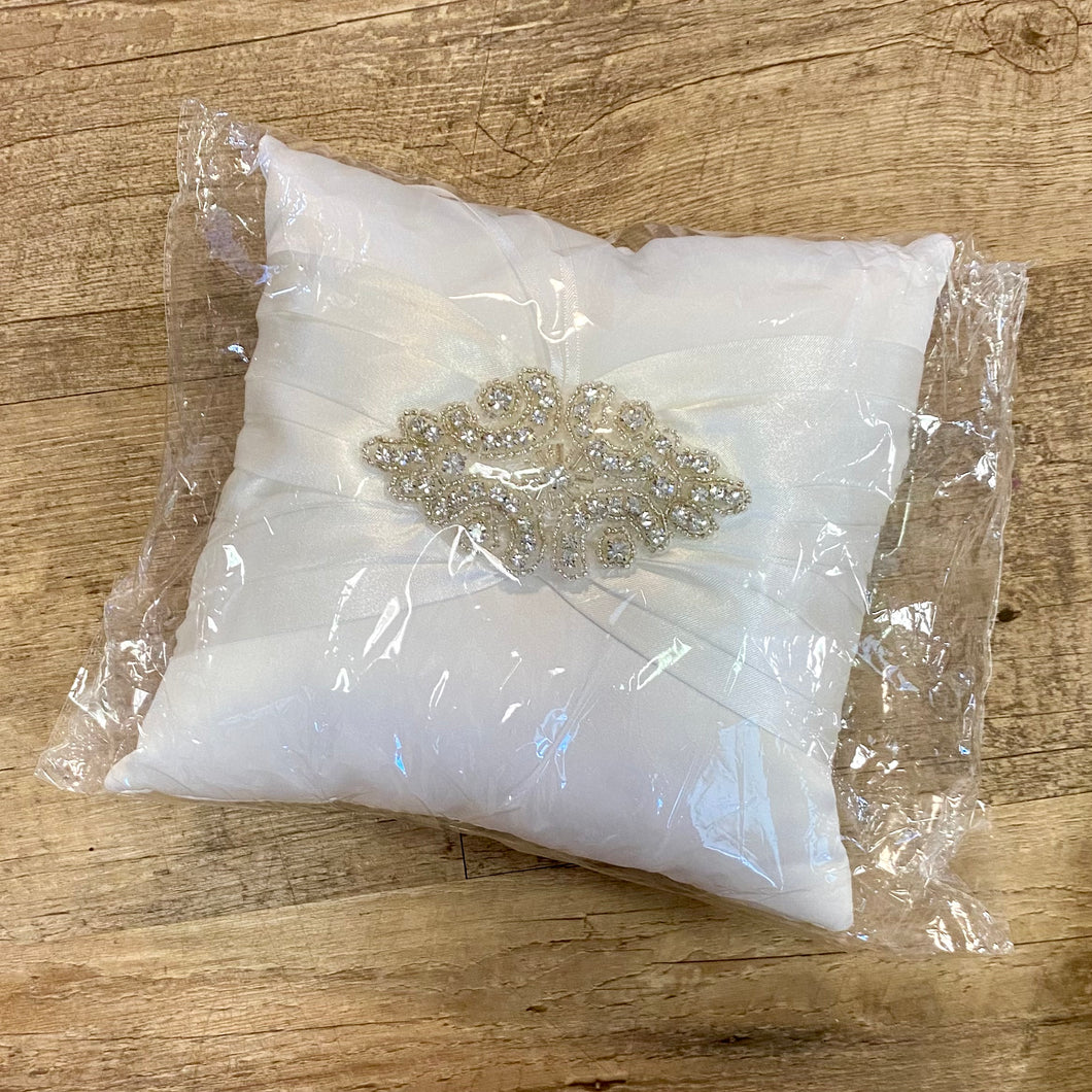 GRAY100-O Ivory Satin Ring Pillow