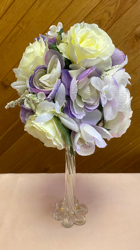 LYNC100-K Bouquet & Vase Arrangement