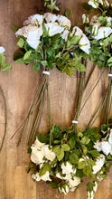 Load image into Gallery viewer, PACIFICO-G Long-Stem Ivory Roses