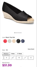 Load image into Gallery viewer, LYNN100-Z Casual, Black Wedge. Size 7.5