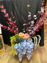 Load image into Gallery viewer, LYNN100-CF 39” Purple Orchid Stems